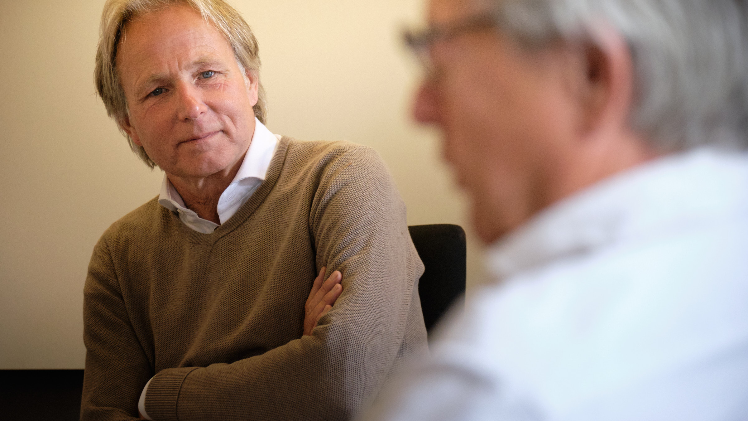 Frans Sandbergen in gesprek met cliënt